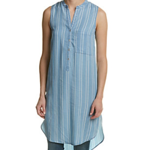 Walter Baker Tops - NWT Walter Baker Sky Tunic